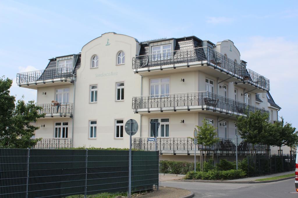 Pension Strandschloss Arielle 보르게렌데레트비슈 외부 사진